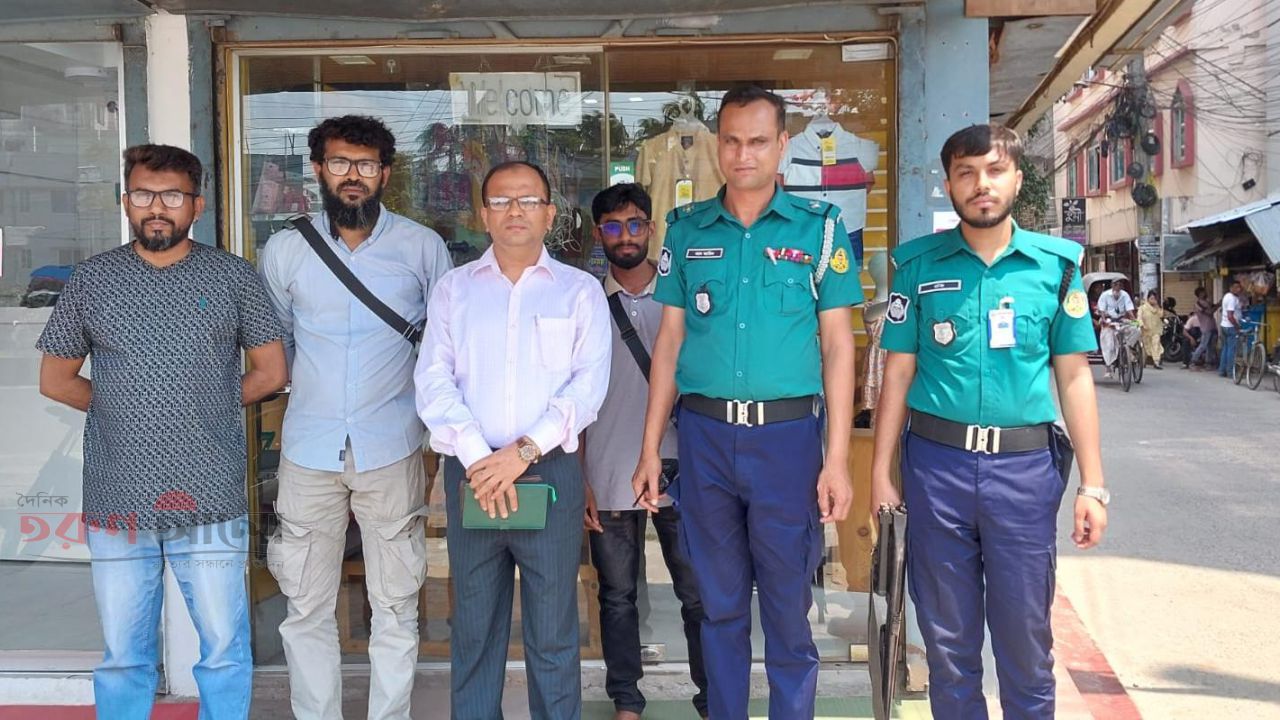 খুলনায় ভোক্তার অভিযানে ৯ টি প্রতিষ্ঠানকে ২ লক্ষ ৪৭ হাজার টাকা জরিমানা