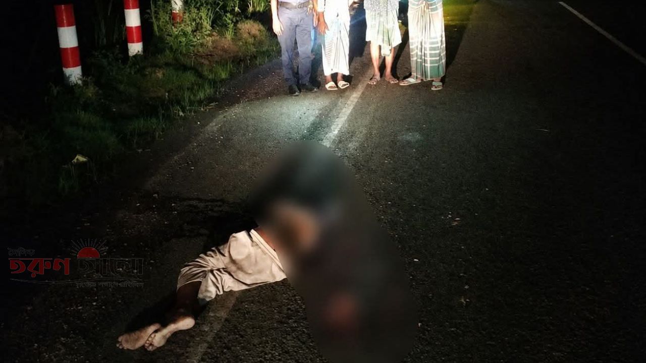 নওগাঁ জেলার মান্দা উপজেলায় ট্রাকচাপায় অজ্ঞাতনামা ব্যক্তির মৃত্যু হয়েছে।
