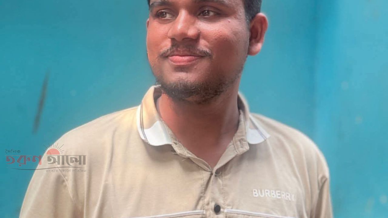 বালাসী ঘাটে চাঁদাবাজির ভিডিও করায় সাংবাদিকের মোবাইল ছিনতাই, ফুটেজ ডিলিট: ছাত্রদল নেতার বিরুদ্ধে অভিযোগ।