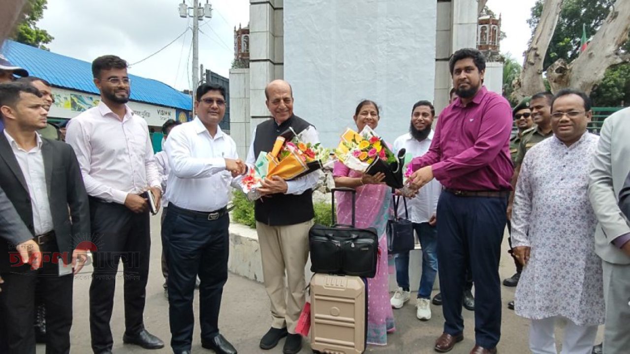 বাংলাদেশ-ভারত সম্পর্ক আরও গভীর হবে, অচিরেই খুলছে ট্যুরিস্ট ভিসা: নতুন হাইকমিশনার দীনেশ ত্রিবেদী