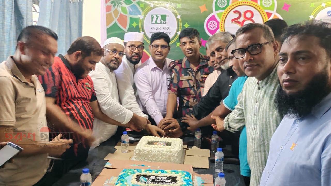 &lrm;বেনাপোলে উৎসবমুখর পরিবেশে প্রতিষ্ঠাবার্ষিকী উদযাপন এনটিভির